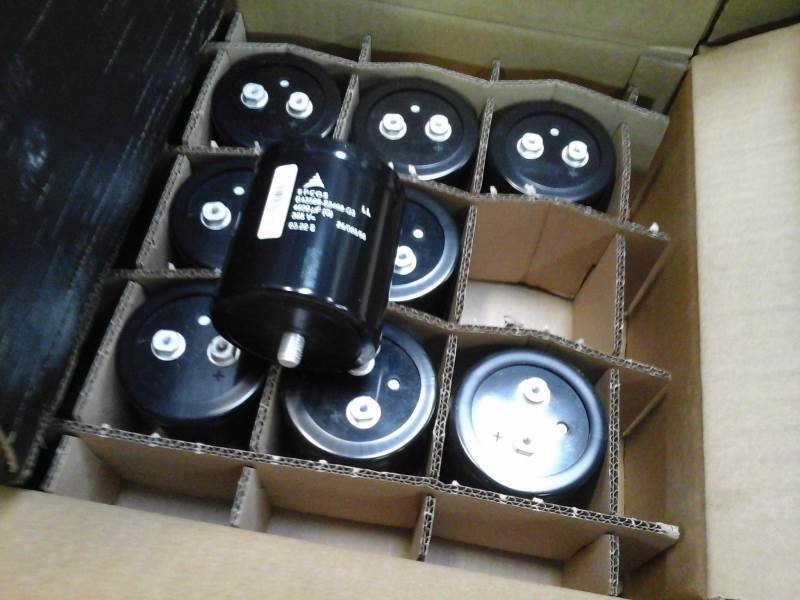 Lote 555-557